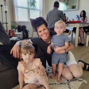 Meet your Posher, Lynette